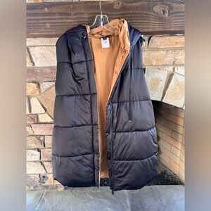 Tribal  Reversible Black/Tan Puffer Long Vest Large